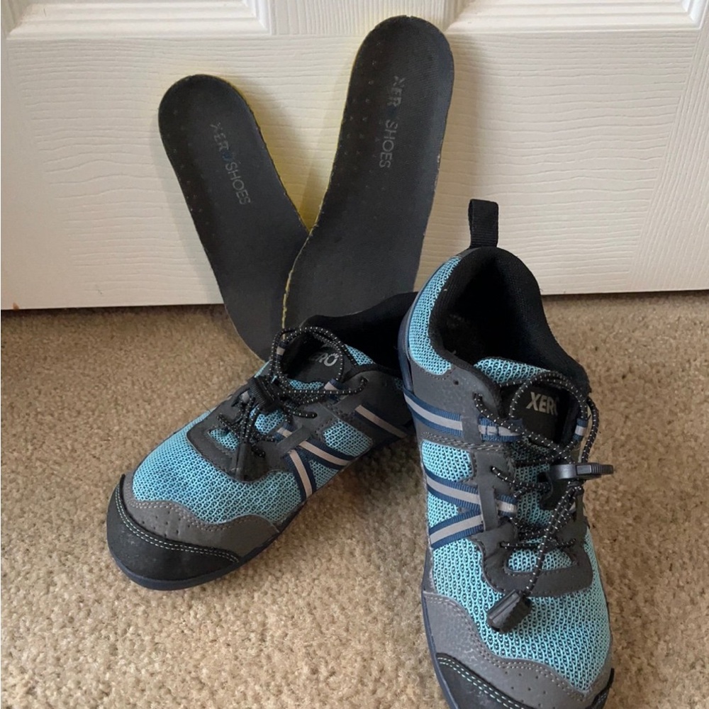 Xero Shoes Blue and Gray Sneakers 6.5 minimal wear zero drop barefoot shoes